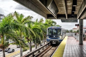Access to miami metro rail